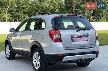 Позашляховик / Кросовер Chevrolet Captiva 2007 в 