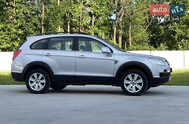 Позашляховик / Кросовер Chevrolet Captiva 2007 в 