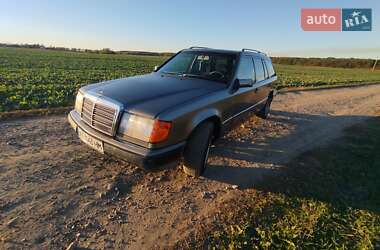Універсал Mercedes-Benz E-Class 1993 в 
