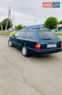 Універсал Mercedes-Benz E-Class 1995 в 