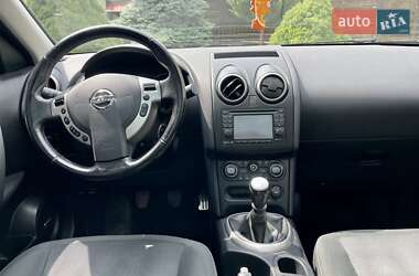 Позашляховик / Кросовер Nissan Qashqai+2 2012 в 