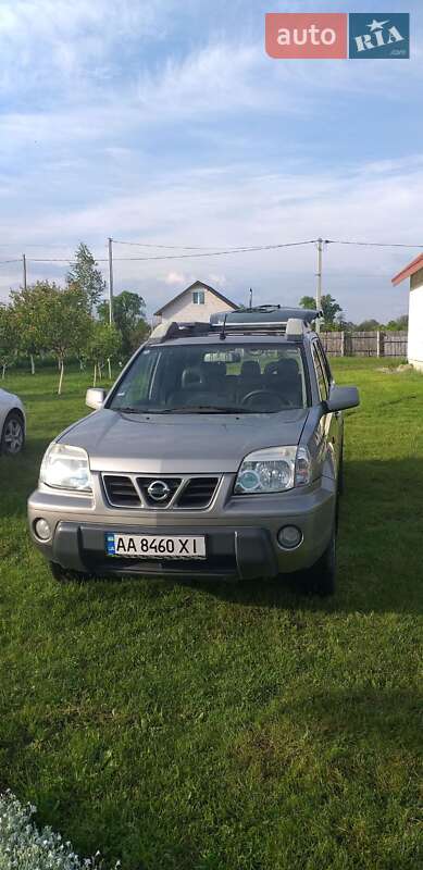 Позашляховик / Кросовер Nissan X-Trail 2003 в 