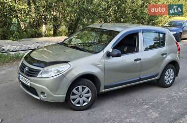 Хетчбек Renault Sandero 2012 в Києві