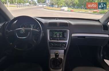 Универсал Skoda Octavia 2012 в 