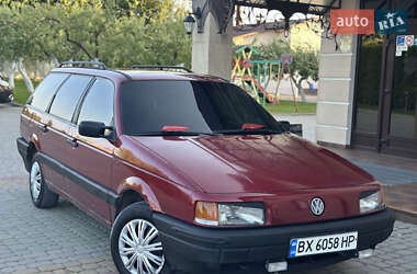 Універсал Volkswagen Passat 1989 в 