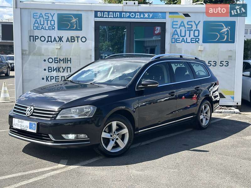 Універсал Volkswagen Passat 2013 в 