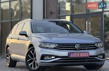 Універсал Volkswagen Passat 2021 в Тернополі